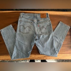 Levi’s wedgie Jeans